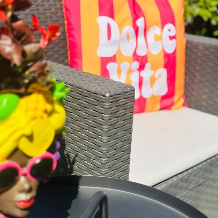 Dolce Garden - Private Parking דירה