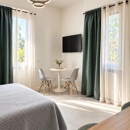 Dolce Garden Apartment *